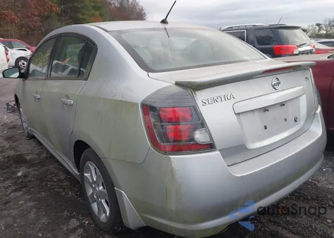 2011 Nissan Sentra 2.0Sr z USA, uszkodzony, nr VIN 3N1AB6AP2BL618071
